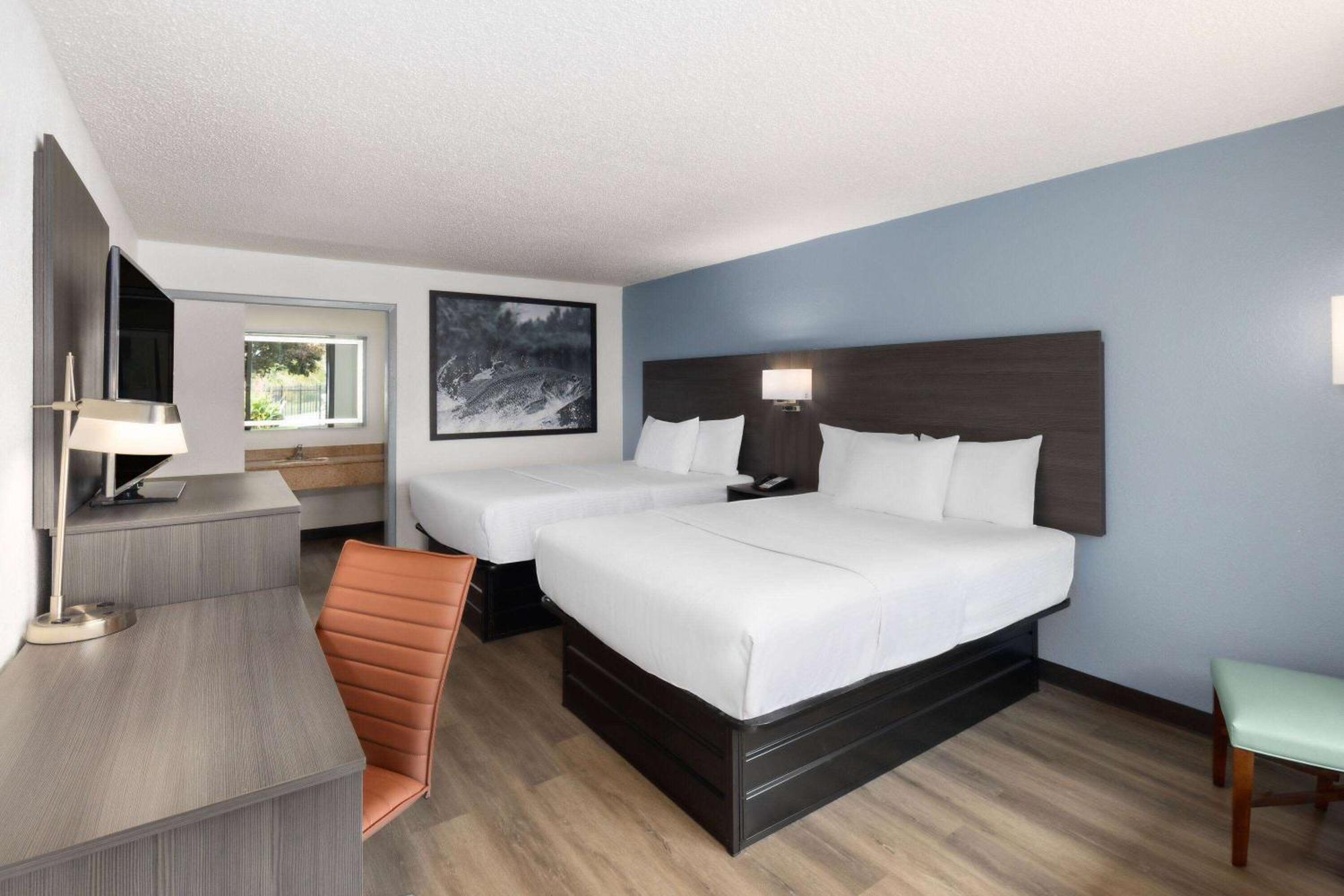 Super 8 By Wyndham Riverside Al 외부 사진