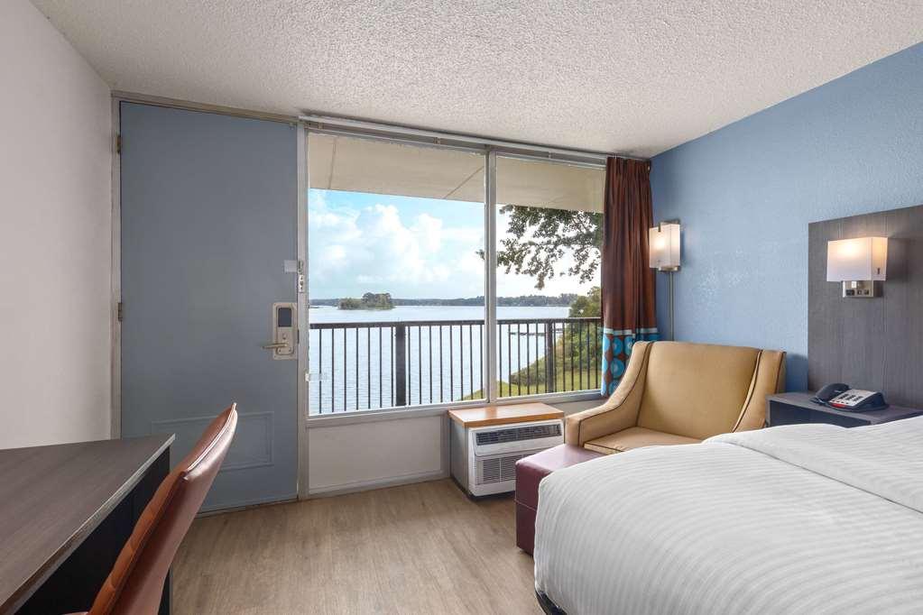 Super 8 By Wyndham Riverside Al 객실 사진