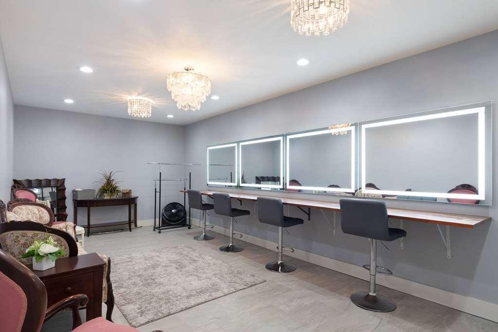 Super 8 By Wyndham Riverside Al 시설 사진